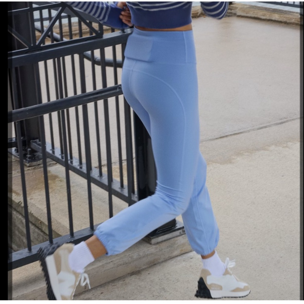 Aerie Hugger cinch pants